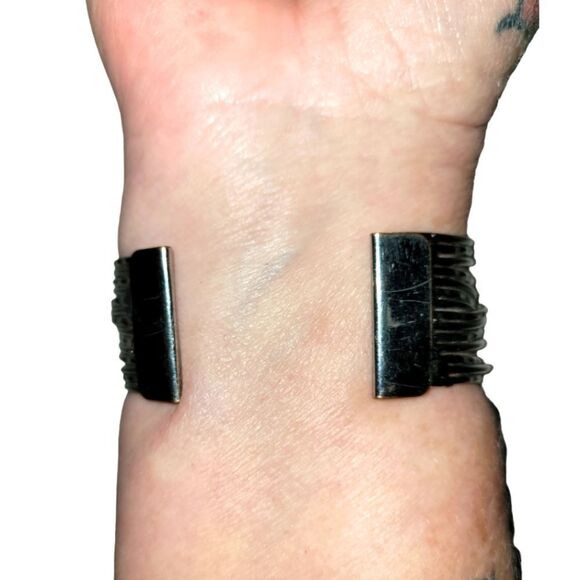 Charcoal Wire Cuff Bracelet 1" thick Fashion jewelry - Picture 4 of 7